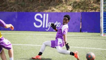 SUR00244_11zon portero entrenando